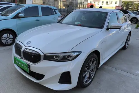 BMW i3 2023