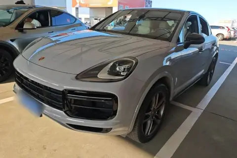 Porsche Cayenne 2021