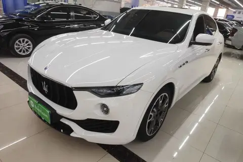 Maserati Levante 2016