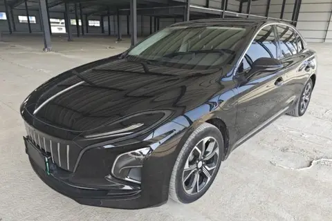 Hongqi E-QM5 2023