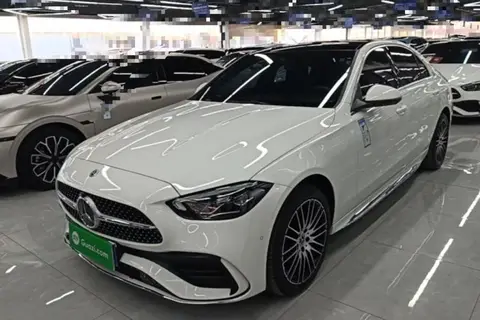 Mercedes-Benz C-Class 2025