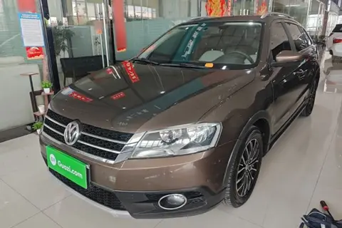 Volkswagen Cross Lavida 2014
