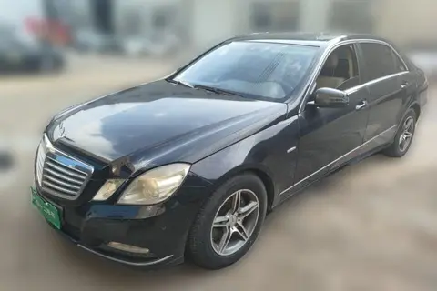 Mercedes-Benz E-Class 2011