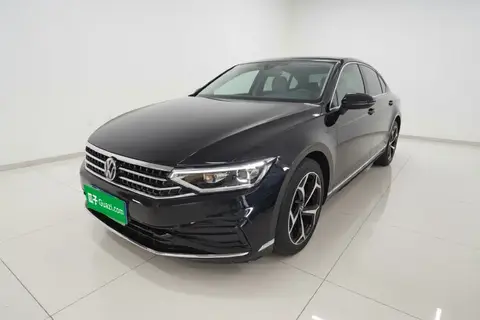 Volkswagen Magotan 2025