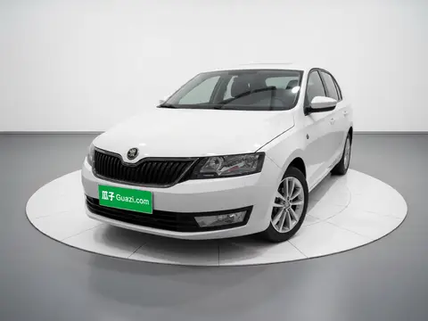 Skoda Rapid Spaceback 2016