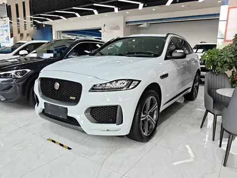Jaguar F-PACE 2020