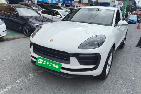 Porsche Macan 2024