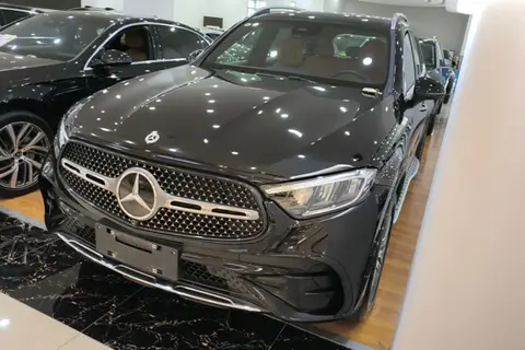Mercedes-Benz GLC 2025