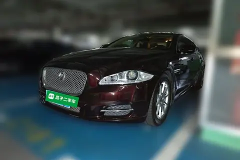 Jaguar XJ 2013