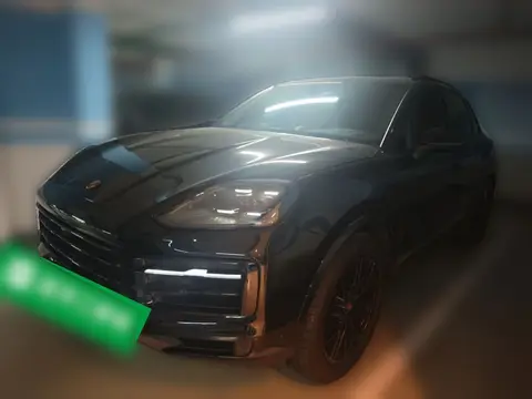 Porsche Cayenne 2025