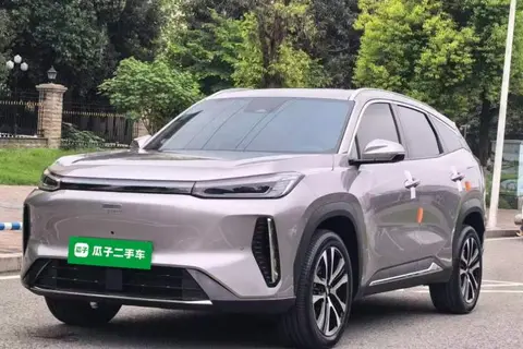 Geely M7 2026