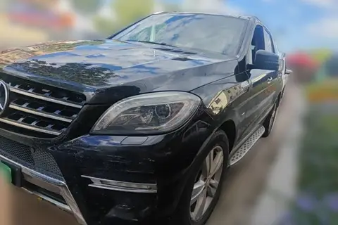 Mercedes-Benz M-Class 2012