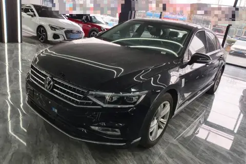 Volkswagen Magotan 2025
