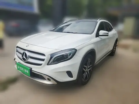 Mercedes-Benz GLA 2015