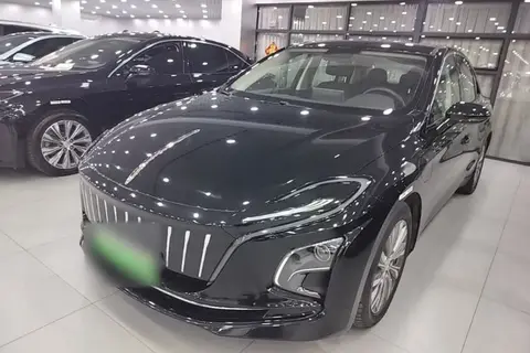 Hongqi E-QM5 2024