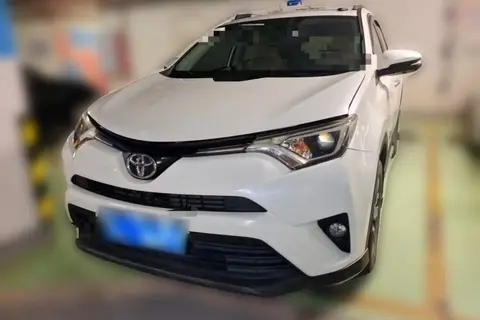 Toyota RAV4 2017
