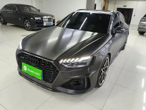 Audi RS 4 2021