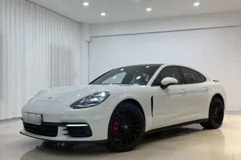 Porsche Panamera 2018