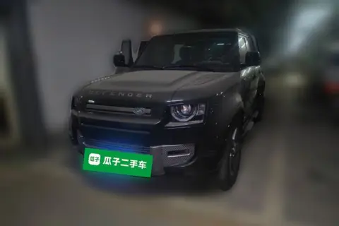 Land Rover Defender 2022