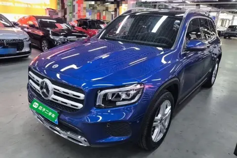 Mercedes-Benz GLB 2023