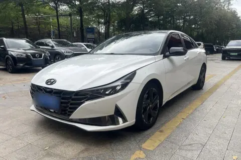 Hyundai Elantra 2021