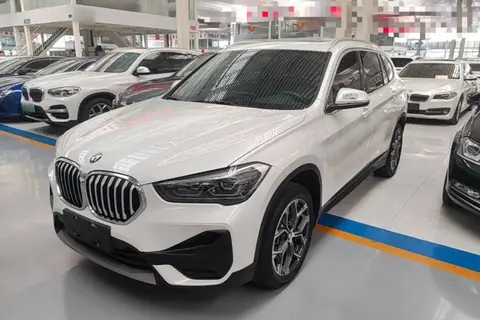 BMW X1 2021 — фото 1