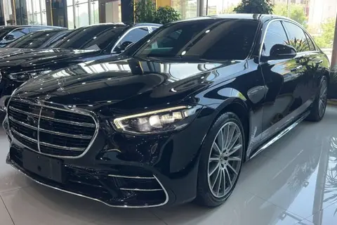 Mercedes-Benz S-Class 2021