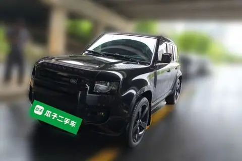Land Rover Defender 2021
