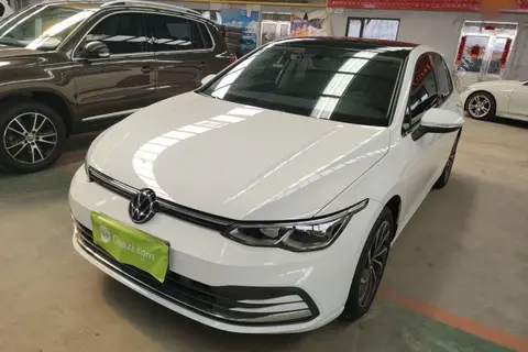 Volkswagen Golf 2024