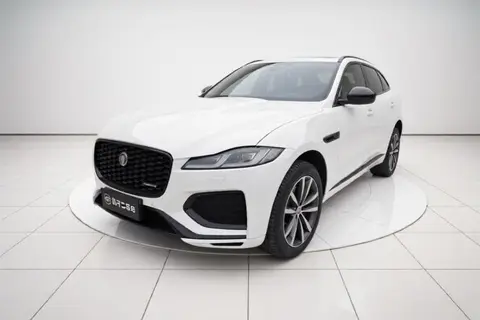 Jaguar F-PACE 2023