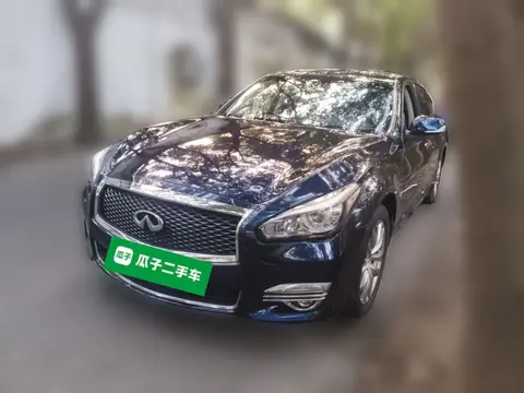 Infiniti Q70 2018