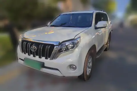 Toyota Prado 2016