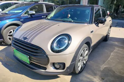 MINI CLUBMAN 2022