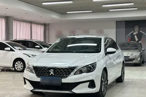 Peugeot 408 2021