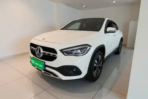 Mercedes-Benz GLA 2023