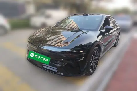 ZEEKR 007 GT 2025