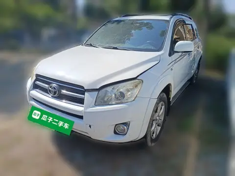 Toyota RAV4 2010