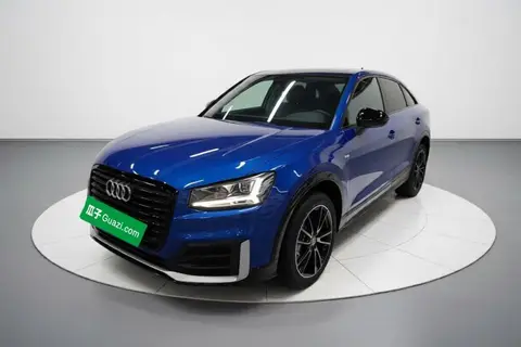 Audi Q2L 2019