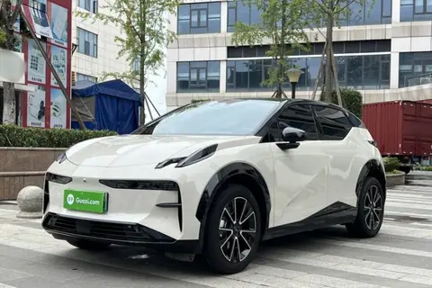 ZEEKR X 2024