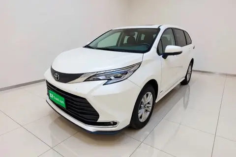 Toyota SIENNA 2024