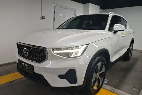 Volvo XC40 2024