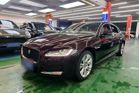 Jaguar XFL 2018