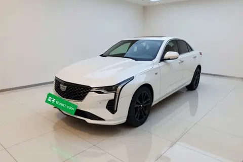Cadillac CT4 2022
