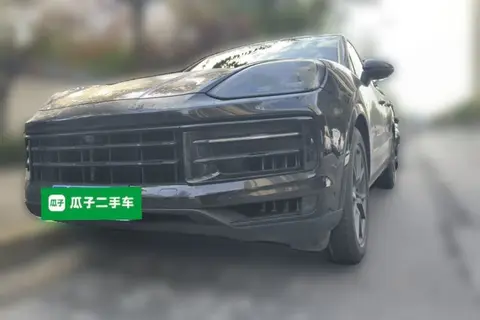 Porsche Cayenne 2023