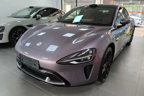 Xiaomi SU7 2024