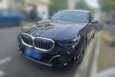 BMW 5 Series 2025
