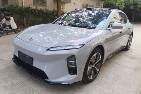 NIO ET5 2025