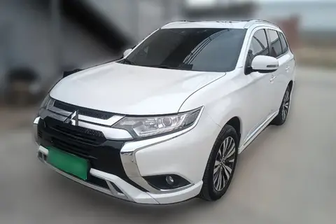 Mitsubishi Outlander 2021