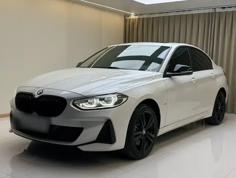 BMW 1 Series 2022