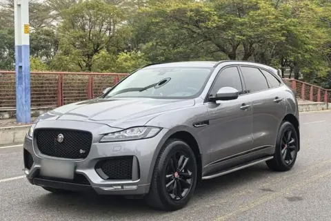 Jaguar F-PACE 2019